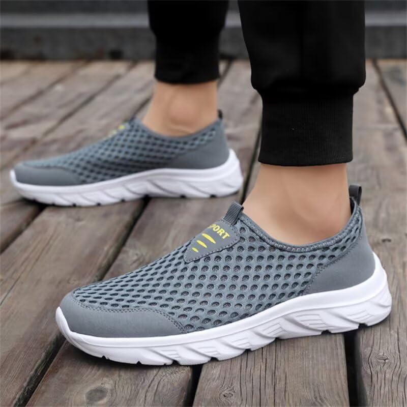 Helps highlight the low-profile build, mesh upper, and lightweight EVA sole construction.